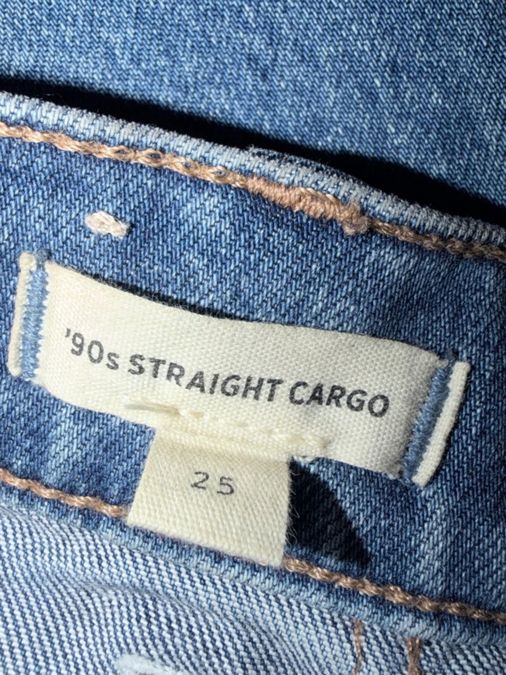 Madewell 90’s Straight Utlility Cargo Jeans in Medium Blue - Picture 7 of 9